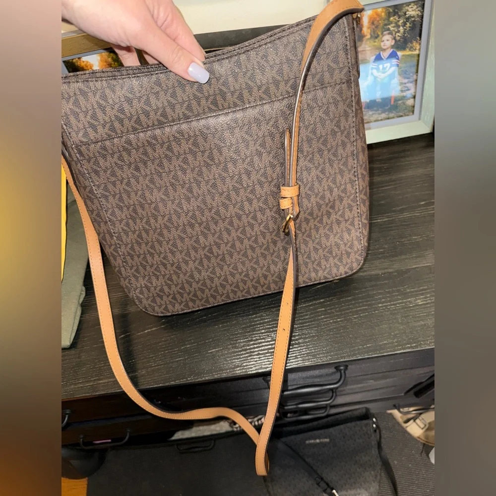 Michael Kors Brown Crossbody Bag - Picture 5 of 5